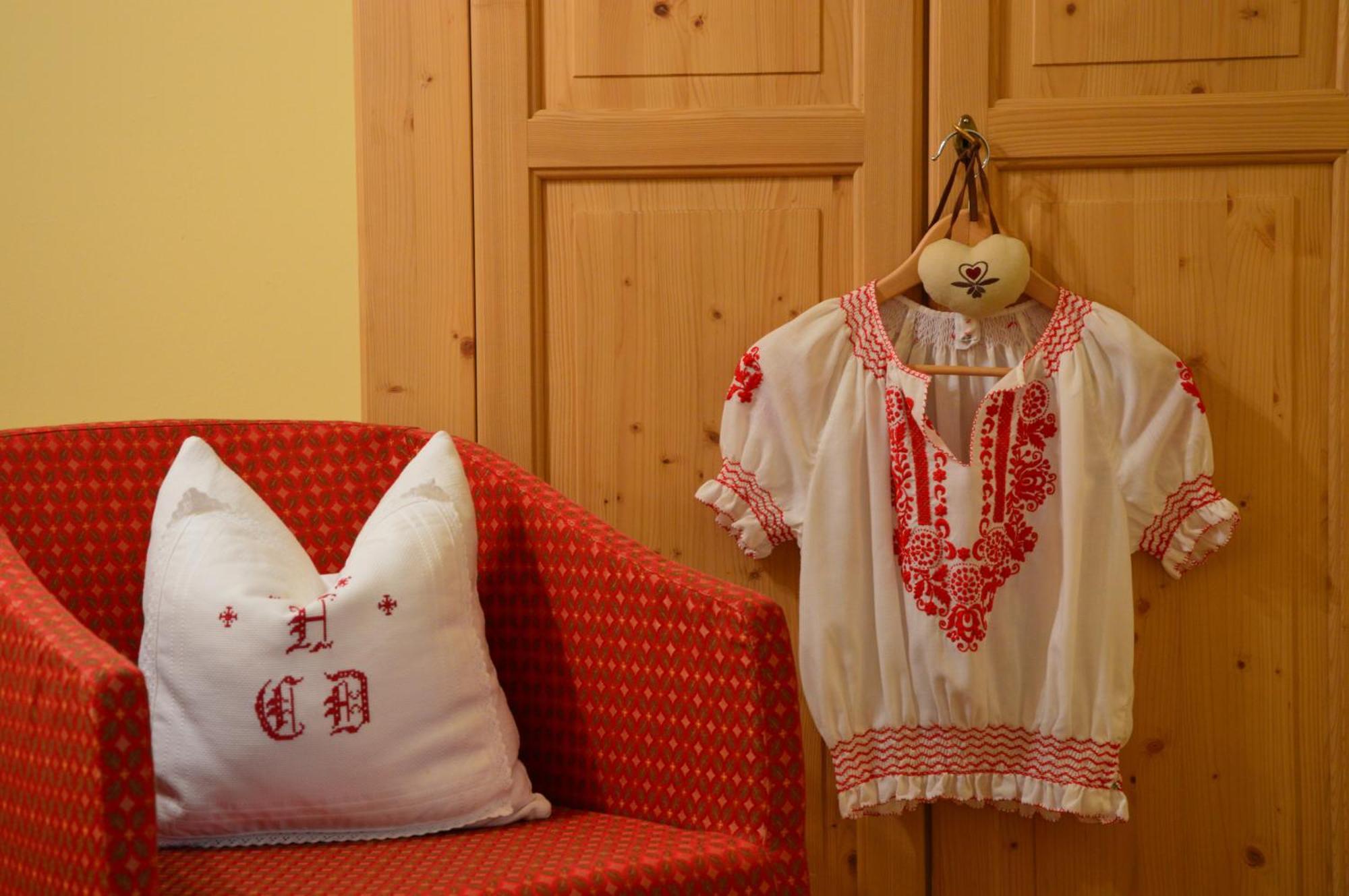 Hotel Garni Carpe Diem Vigo di Fassa Ruang foto