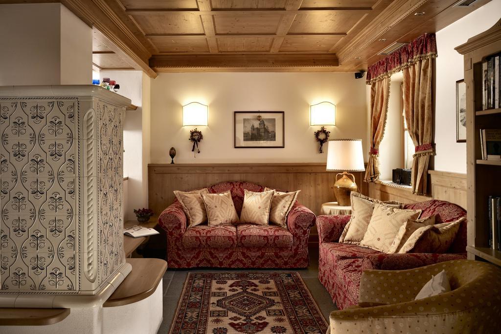 Hotel Garni Carpe Diem Vigo di Fassa Bagian luar foto