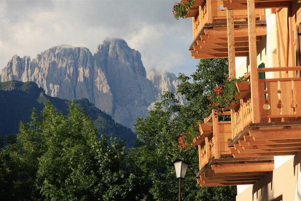 Hotel Garni Carpe Diem Vigo di Fassa Bagian luar foto